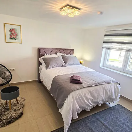 Tesa Apartment